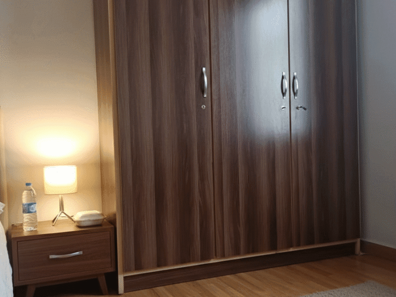 Nafees Girls Hostel – VIP Furnished Rooms