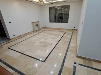 1 Kanal Triple Storey House For Sale