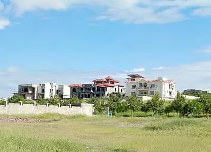 10 Kanal Farm House Plot For Sale
