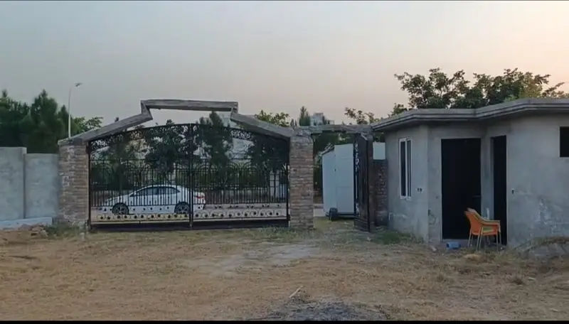 5 Kanal Farm House Grey Structure For Sale