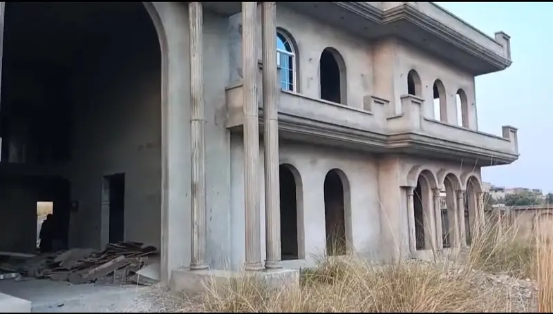 5 Kanal Farm House Grey Structure For Sale