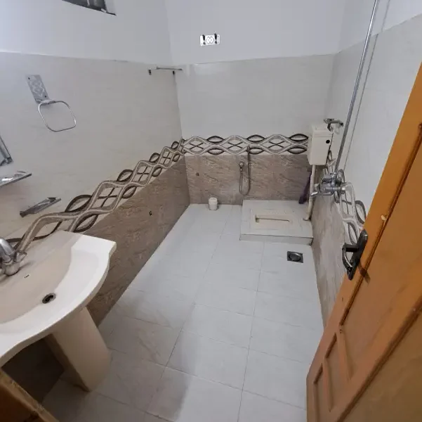 7Marla 272 Wala 2.5 Story House For Sale