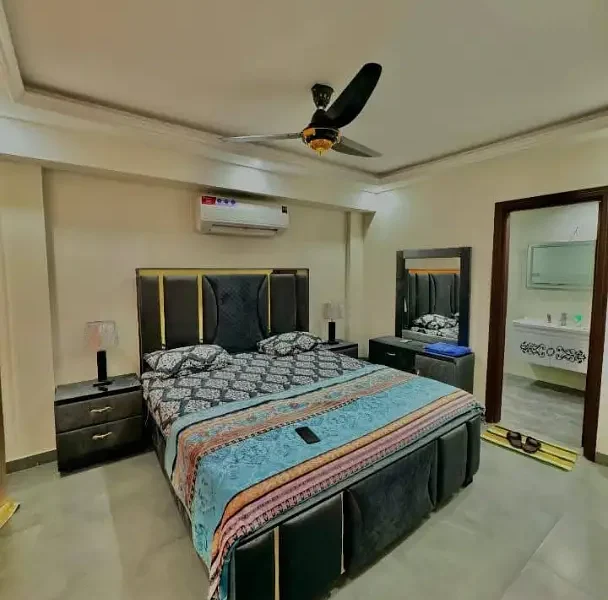 1 bed luxury apartment stay Behria town 03001893480