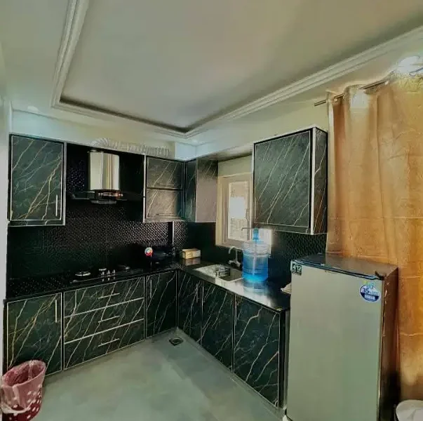 1 bed luxury apartment stay Behria town 03001893480