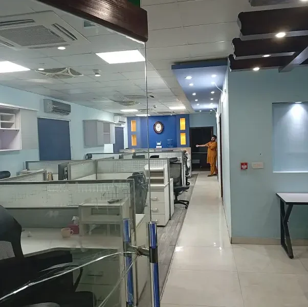 1 kanal Furnished Office (40- 45 Seater) Available Now in Johar Town!