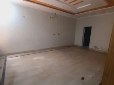 1 kanal lowar Portion for rent silent office