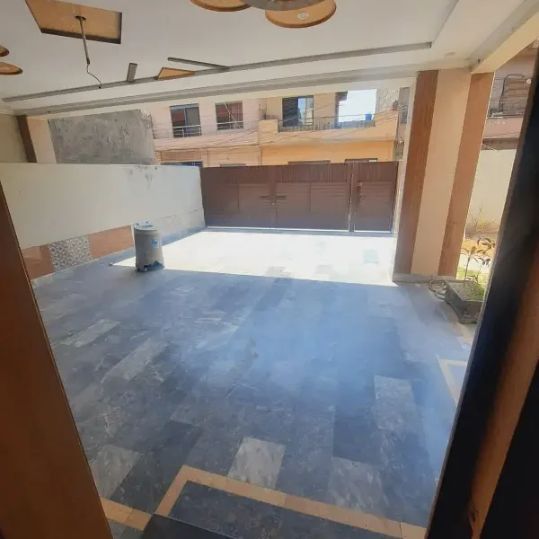 1 kanal lowar Portion for rent silent office
