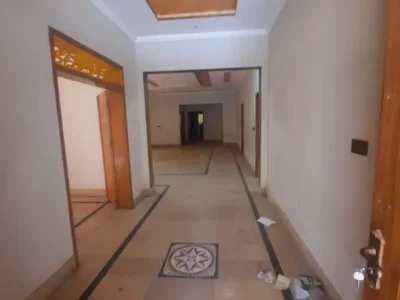 1 kanal lowar Portion for rent silent office
