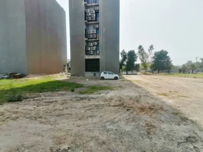 1 Kanal Plot D Block 150ft Se Direct Approach Ideal Location Possession Paid