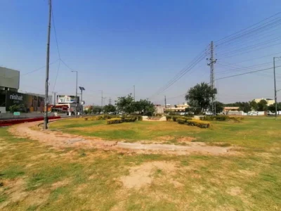 1 Kanal Plot D Block 150ft Se Direct Approach Ideal Location Possession Paid