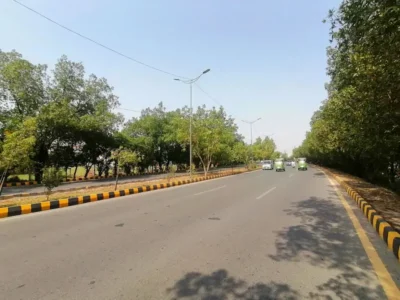 1 Kanal Plot D Block 150ft Se Direct Approach Ideal Location Possession Paid