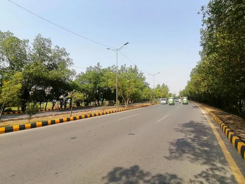 1 Kanal Plot D Block 150ft Se Direct Approach Ideal Location Possession Paid