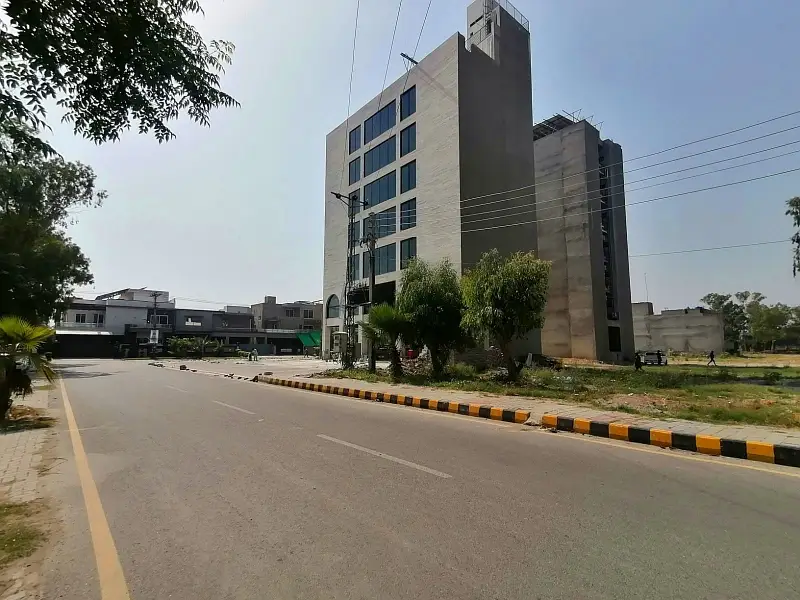 1 Kanal Plot D Block 150ft Se Direct Approach Ideal Location Possession Paid