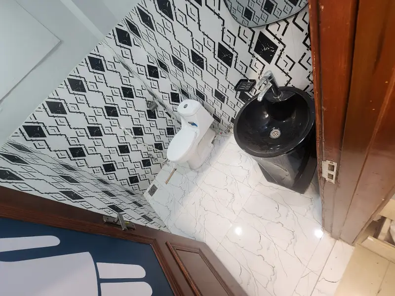 1 Kanal Premium IT Office | Model Town Lahore | 7 Executive Cabins | Plug & Play