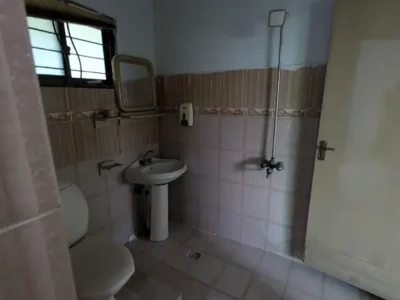 1 KANAL upper portion available for rent