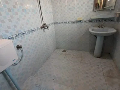 1 KANAL upper portion available for rent