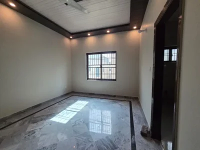 10 MARLA BEST LOCATION USD HOUSE UP FOR SALE