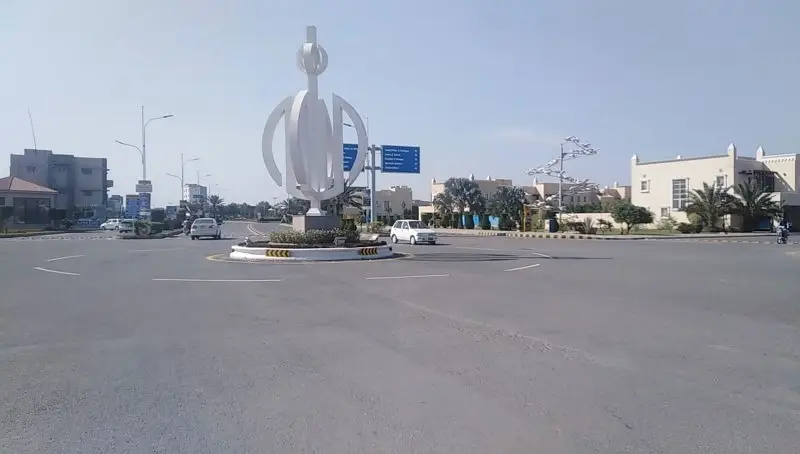 10 Marla Corner Plot G5 Block Ideal Location Bahria Orchard Phase 4 - Block G5 Lahore?