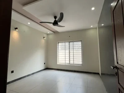 10 Marla Double Storey House For Rent