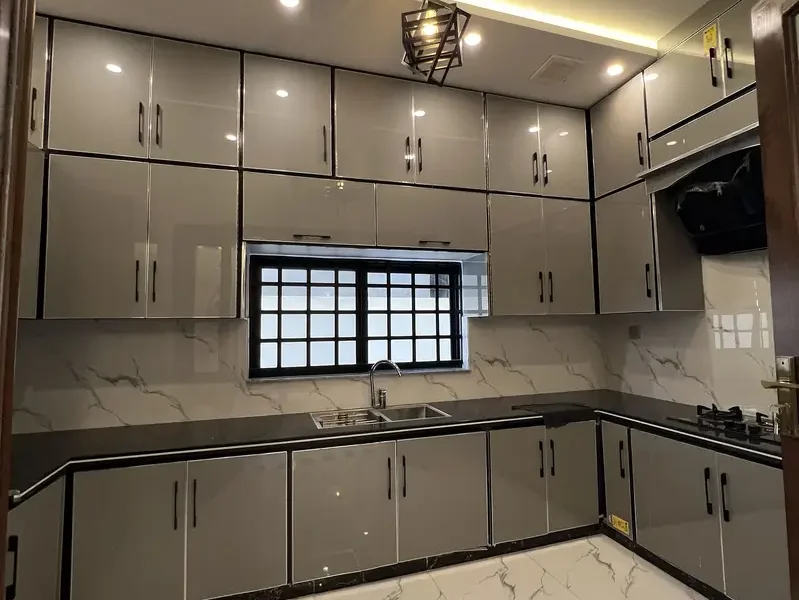 10 Marla Ground Floor Portion for Rent | Prime Location