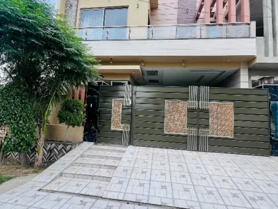 10 Marla Investors Rate House in J Block