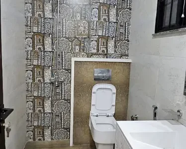 10 MARLA LIKE BRAND NEW HOUSE UP FOR SALE