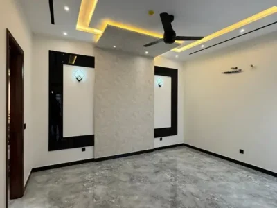 10 Marla Ultra Luxury Modern House A Masterpiece Of Design Near Park and Macdonold