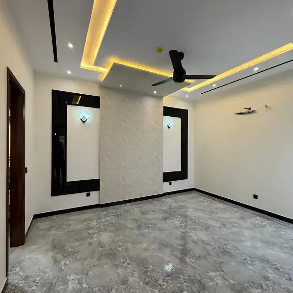 10 Marla Ultra Luxury Modern House A Masterpiece Of Design Near Park and Macdonold