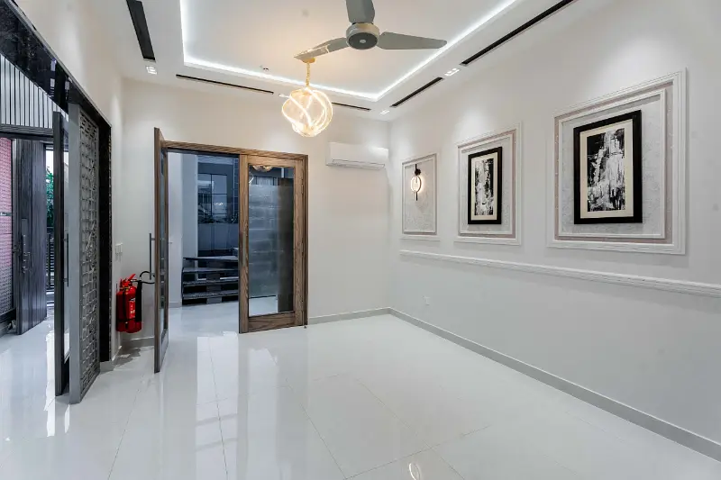 10 Marla Ultra Luxury Modern House A Masterpiece Of Design Near Park and Macdonold