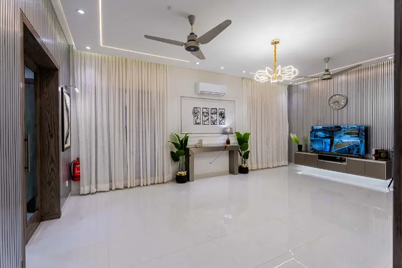 10 Marla Ultra Luxury Modern House A Masterpiece Of Design Near Park and Macdonold