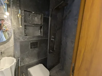 12 MARLA IDEAL LOCATION HOUSE UP FOR SALE