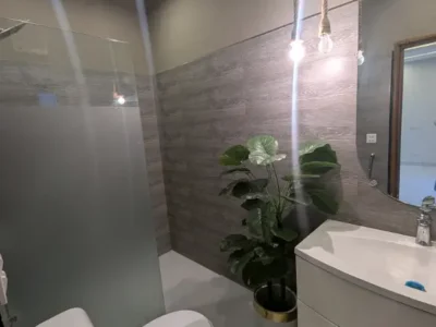 12 MARLA IDEAL LOCATION HOUSE UP FOR SALE