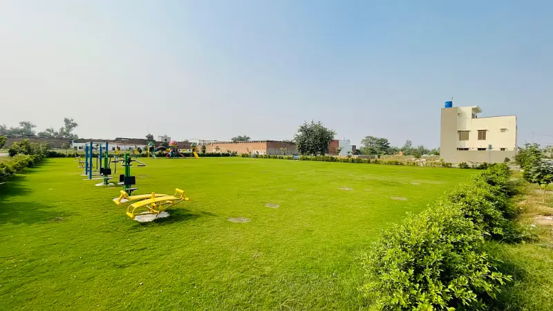 2 Marla Boulevard on Ground Ready for construction commercial Plot available for sale on 3 year installments Booking Just 11,50,000 in Ali Housing Society near Bahria Town Lahore