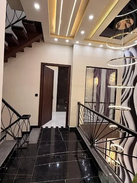 3 Marla Double Heighted House For Sale