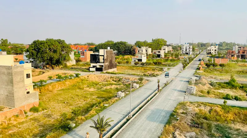 3 Marla Plot For Sale in Ali Housing Society Near Bahria Town Lahore on 3.5 Years Easy installment Booking Only 5 Lac