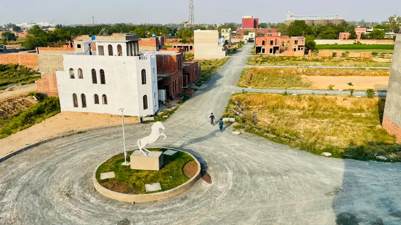 3 Marla Plot For Sale in Ali Housing Society Near Bahria Town Lahore on 3.5 Years Easy installment Booking Only 5 Lac