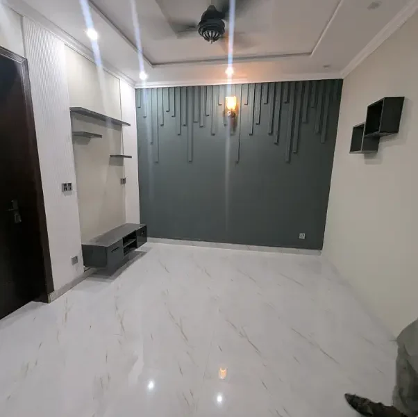 5 MARLA BRAND NEW HOUSE UP FOR SALE
