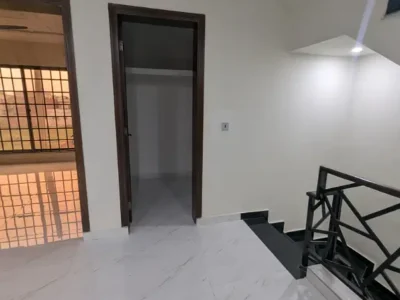 5 MARLA BRAND NEW HOUSE UP FOR SALE