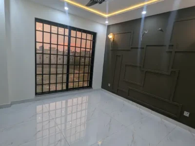 5 MARLA BRAND NEW HOUSE UP FOR SALE