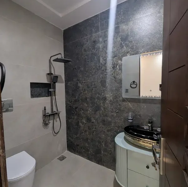 5 MARLA BRAND NEW HOUSE UP FOR SALE