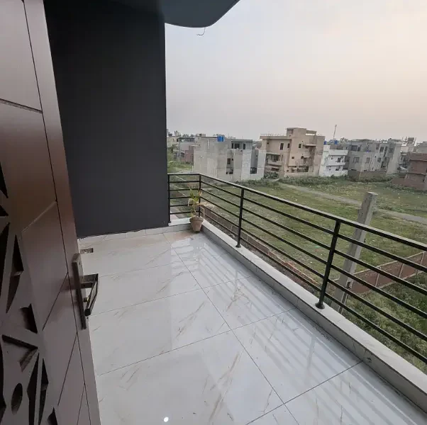 5 MARLA BRAND NEW HOUSE UP FOR SALE