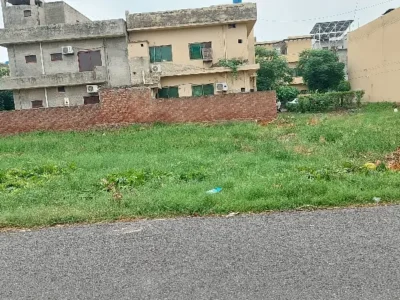 5 Marla Plot Available For Sale