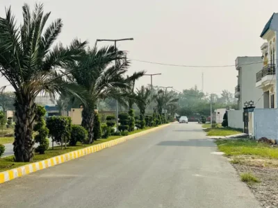 5 Marla plot for sale on 3.5 Year's installment booking just only 6 lakh monthly installment 40000 in Ali Housing Society near Bahria Town Lahore
