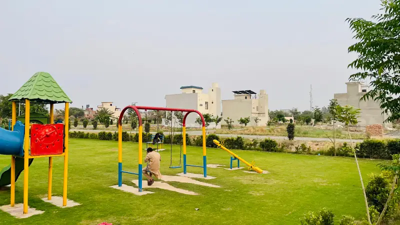 5 Marla plot for sale on 3.5 Year's installment booking just only 6 lakh monthly installment 40000 in Ali Housing Society near Bahria Town Lahore