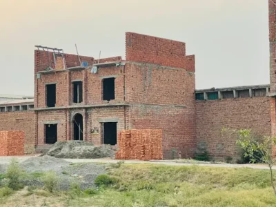 5 Marla plot for sale on 3.5 Year's installment booking just only 6 lakh monthly installment 40000 in Ali Housing Society near Bahria Town Lahore