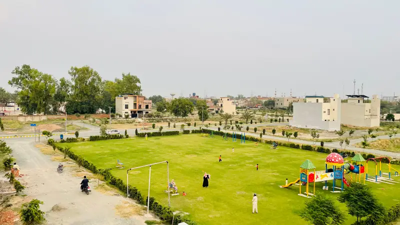 5 Marla plot for sale on 3.5 Year's installment booking just only 6 lakh monthly installment 40000 in Ali Housing Society near Bahria Town Lahore