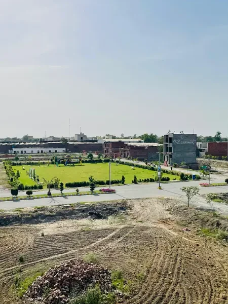 5 Marla plot for sale on 3.5 Year's installment booking just only 6 lakh monthly installment 40000 in Ali Housing Society near Bahria Town Lahore