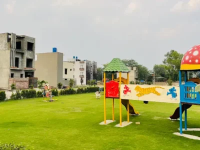 5 Marla plot for sale on 3.5 Year's installment booking just only 6 lakh monthly installment 40000 in Ali Housing Society near Bahria Town Lahore