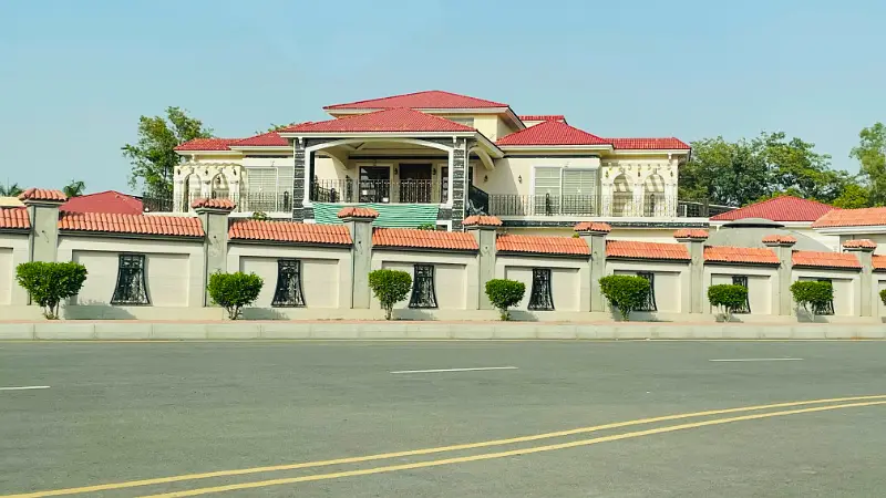 5 Marla Possession Plot For Sale in Bahria Town Sector H Lahore Main jati Umrah Road
