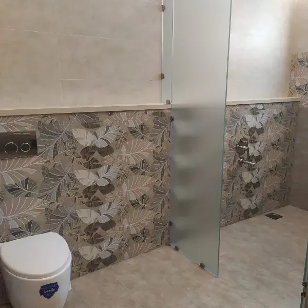 56 MARLA IDEAL LOCATION HOUSE UP FOR SALE